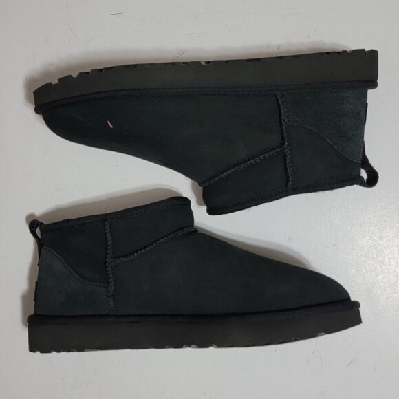 NEW UGG Bootie Classic Ultra Mini Boots Womens 11 Black Suede Winter Cozy Fur - Picture 3 of 9